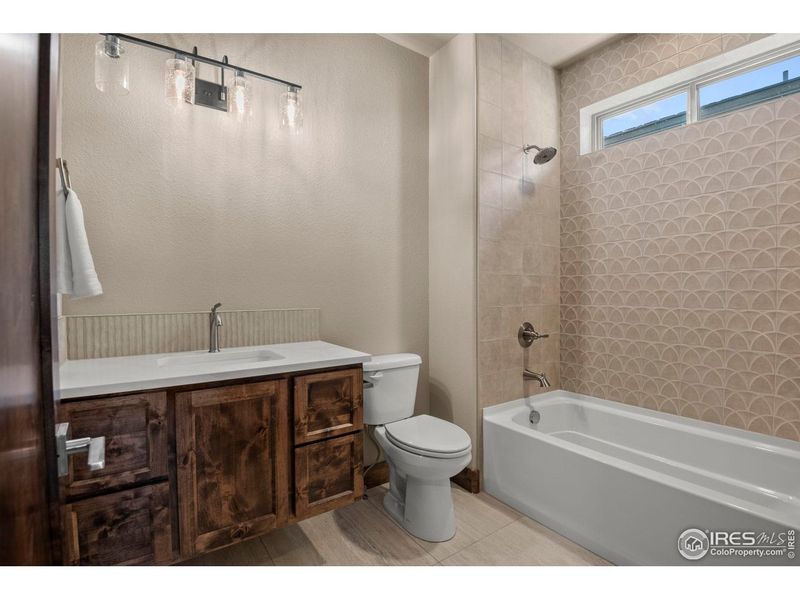 Furnished interior view inside a new home in , Loveland (Image 18).