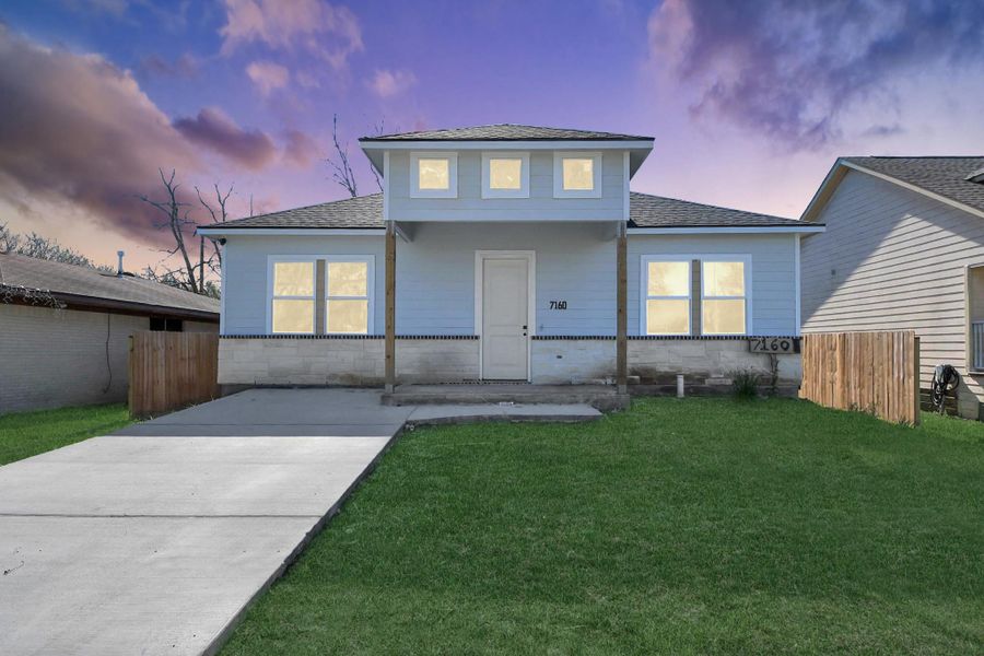 Front exterior of a new home in , Houston, TX, highlighting curb appeal (Image 16).