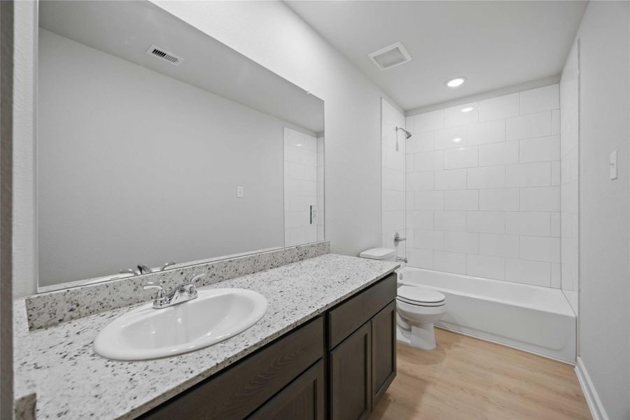 Furnished interior view inside a new home in Granger Pines, Conroe (Image 10). Furnished interior view inside a new home in Granger Pines, Conroe (Image 10).