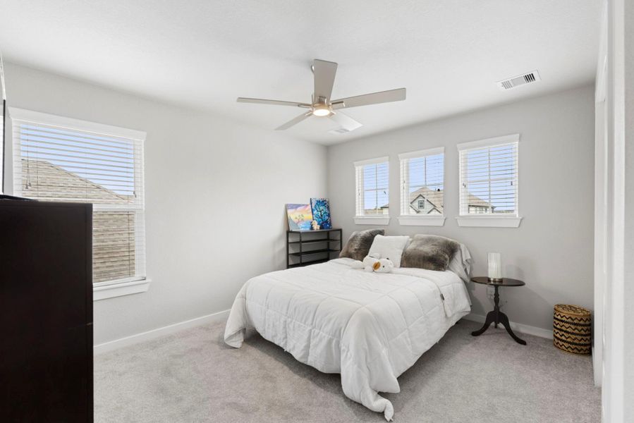 Furnished interior view inside a new home in Edgewood Village, Houston (Image 18). Furnished interior view inside a new home in Edgewood Village, Houston (Image 18).
