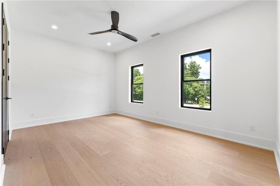 Spacious, unfurnished interior of a new home in , McDonough (Image 27).