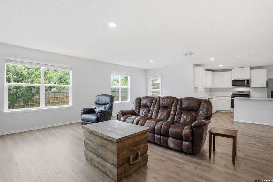 Furnished interior view inside a new home in Copper Canyon, Bulverde (Image 14).