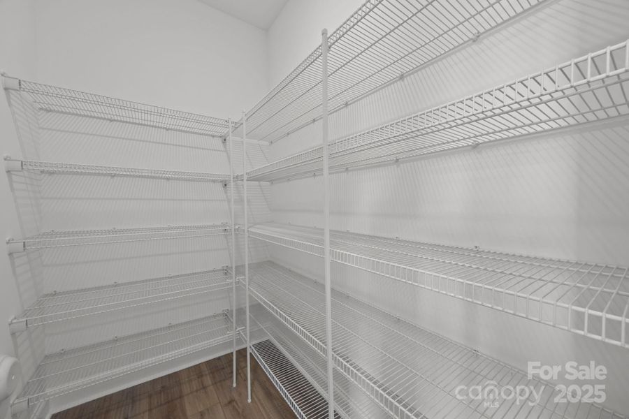 Spacious, unfurnished interior of a new home in Lakeside Glen, York (Image 24).