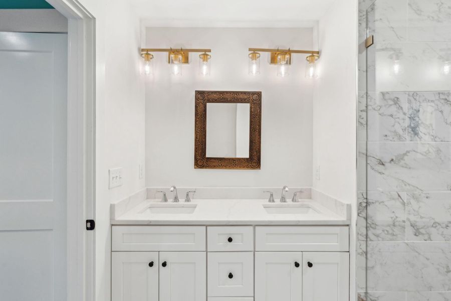 Image 33 of a home in . Image 33 of a home in .