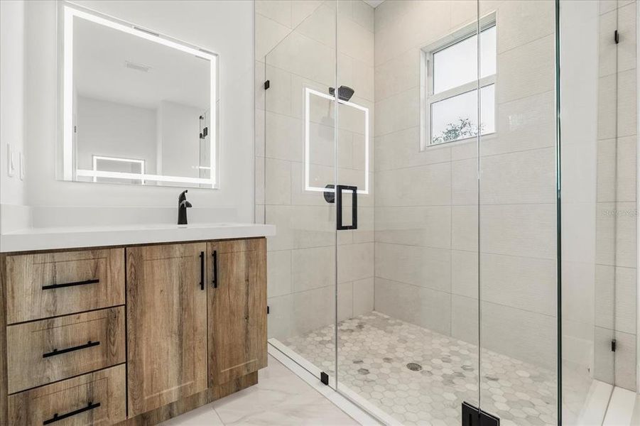 Furnished interior view inside a new home in , Kissimmee (Image 13).