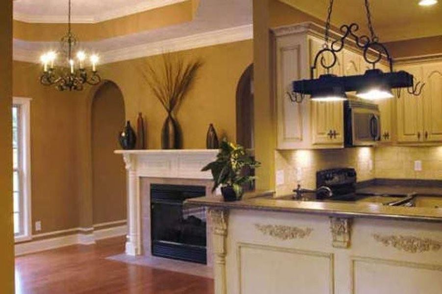 Furnished interior view inside a new home in , Gonzales (Image 4).