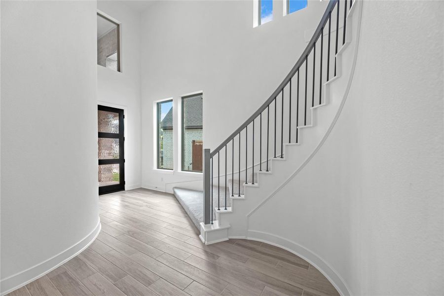 Spacious, unfurnished interior of a new home in Elyson - 40', Katy (Image 14). Spacious, unfurnished interior of a new home in Elyson - 40', Katy (Image 14).