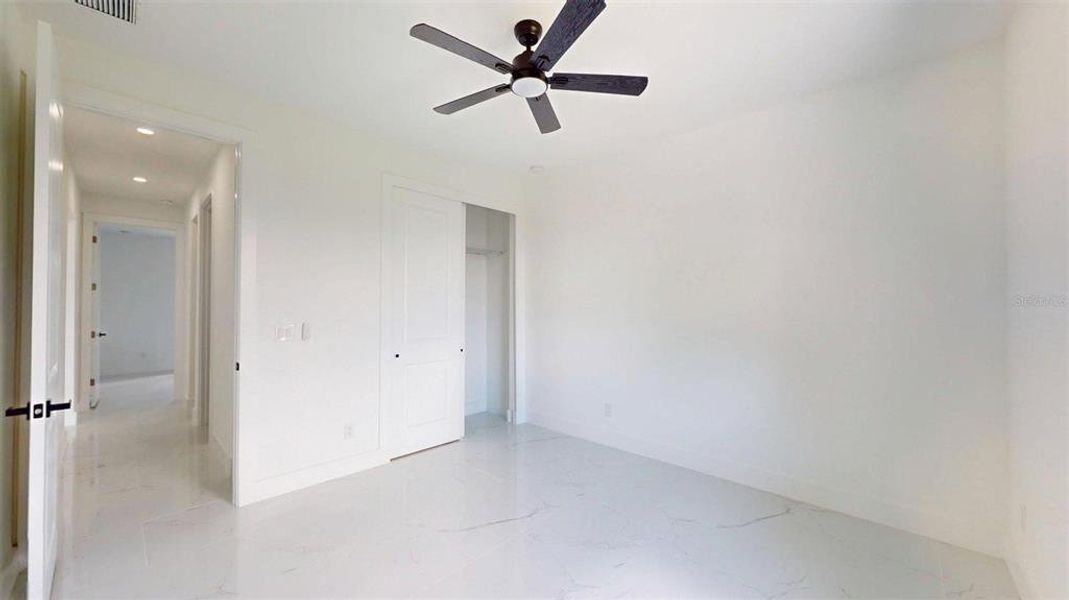 Spacious, unfurnished interior of a new home in , Punta Gorda (Image 28).