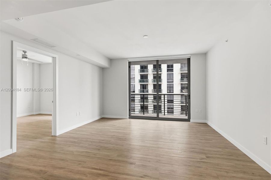 Spacious, unfurnished interior of a new home in , Miami (Image 13).