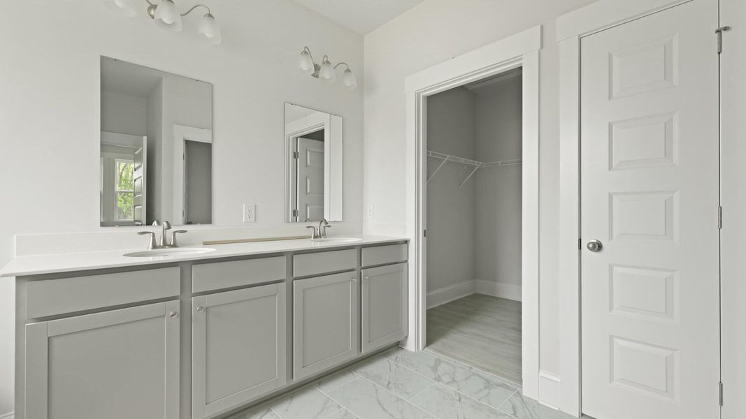 Furnished interior view inside a new home in Berkeley Bay, Ridgeville (Image 14).