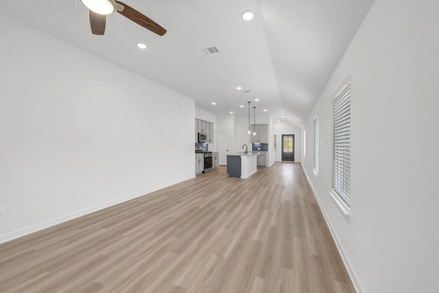 Spacious, unfurnished interior of a new home in Lone Star Landing, Montgomery (Image 16). Spacious, unfurnished interior of a new home in Lone Star Landing, Montgomery (Image 16).