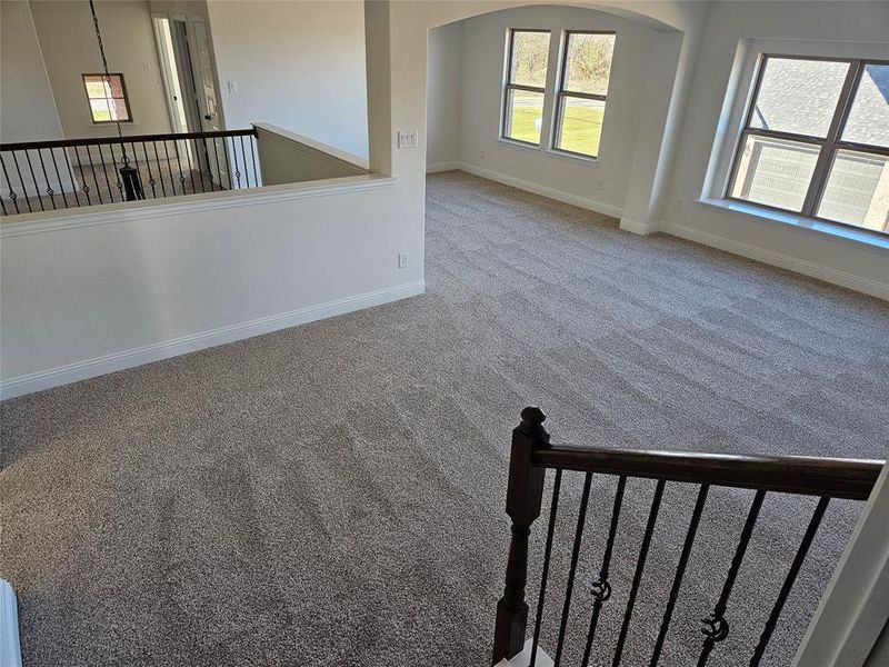 Spacious, unfurnished interior of a new home in Corner Stone Ranch, Howe (Image 20).
