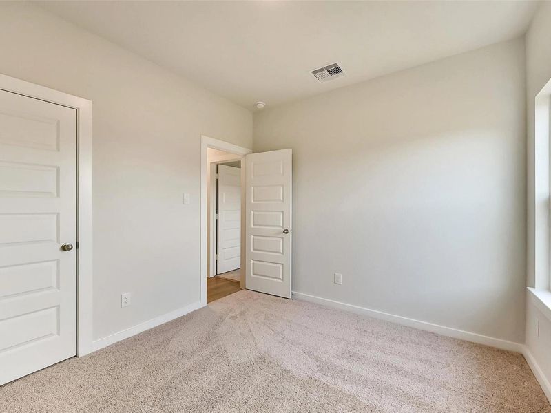 Spacious, unfurnished interior of a new home in The Villages at WestPointe, Dayton (Image 26).