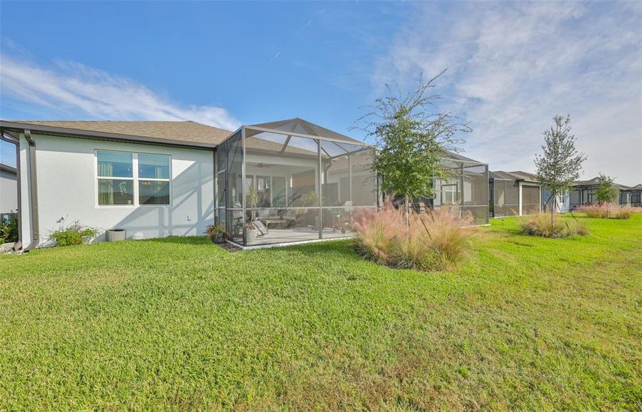 Exterior details and patio area of a home in Del Webb BayView, Parrish (Image 27).