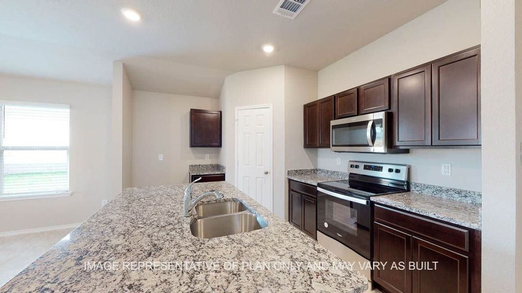 Representative furnished interior of a home built from the Elgin by D.R. Horton in Reynolds Crossing, Killeen (Image 7).