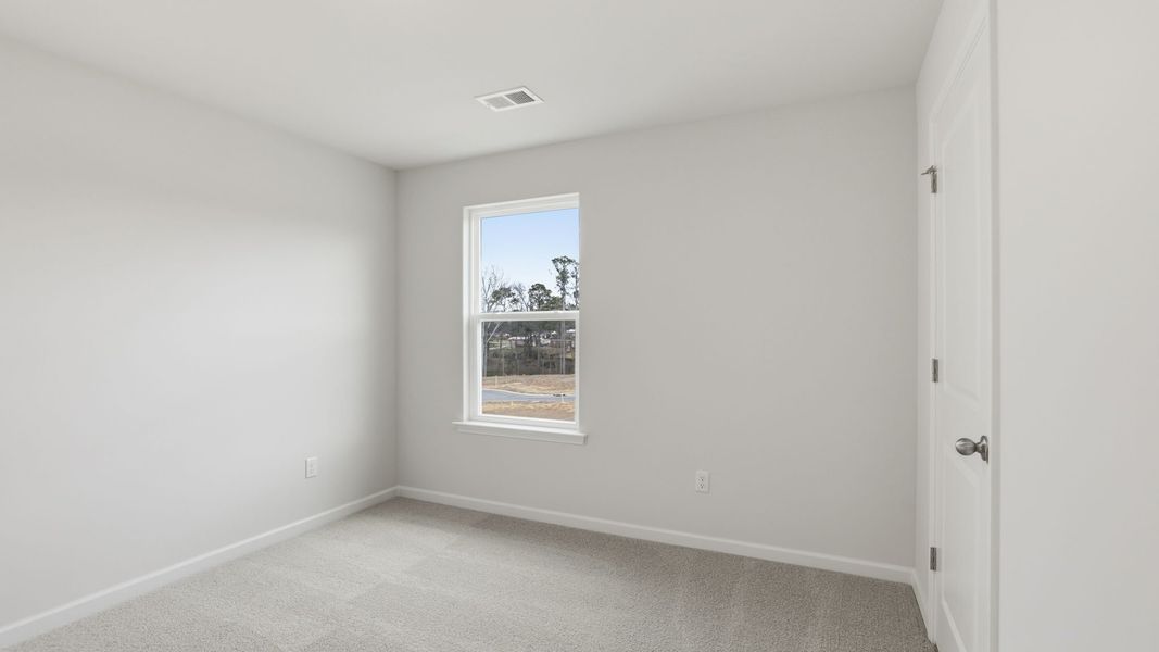Spacious, unfurnished interior of a new home in Spring Ridge, Anderson (Image 30).