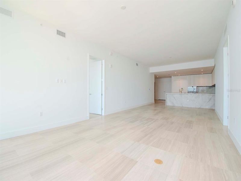 Spacious, unfurnished interior of a new home in , Tampa (Image 21). Spacious, unfurnished interior of a new home in , Tampa (Image 21).