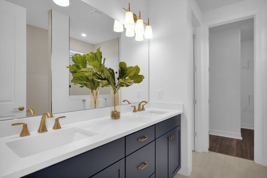 Master Bathroom Master Bathroom