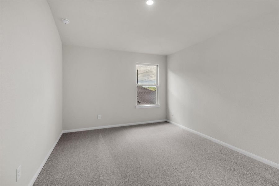 Spacious, unfurnished interior of a new home in Elyson, Katy (Image 15).