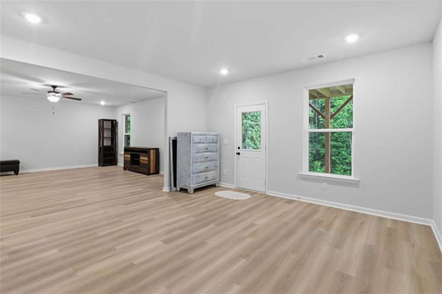 Spacious, unfurnished interior of a new home in Trinity Park, McDonough (Image 64).