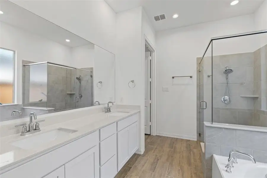 Two sinks and quartz countertops