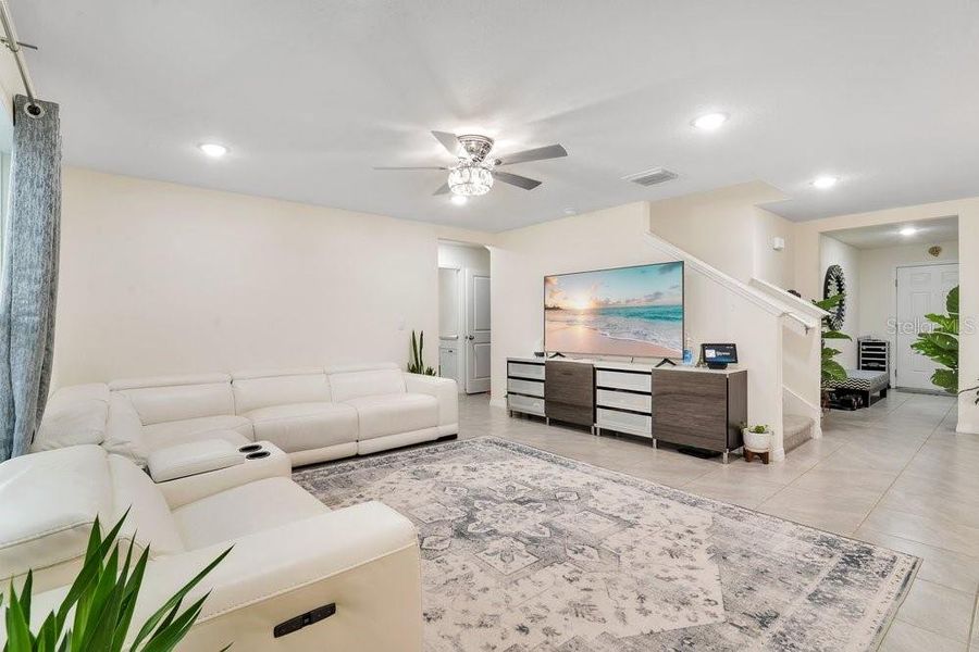 Furnished interior view inside a new home in , Zephyrhills (Image 14).