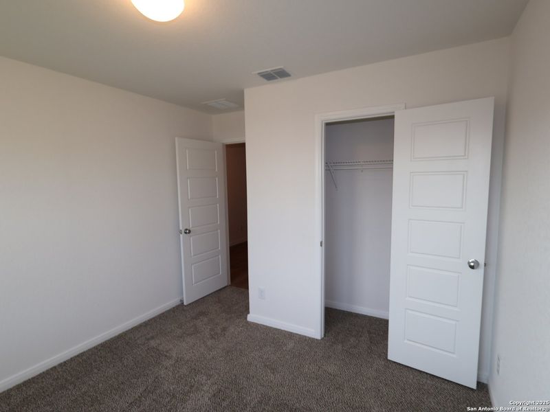 Spacious, unfurnished interior of a new home in Greenspoint Heights, Seguin (Image 22).