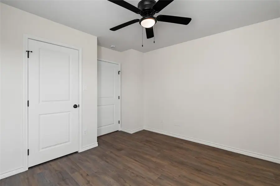 Comfortable secondary bedroom well suited for guests or extended stays.