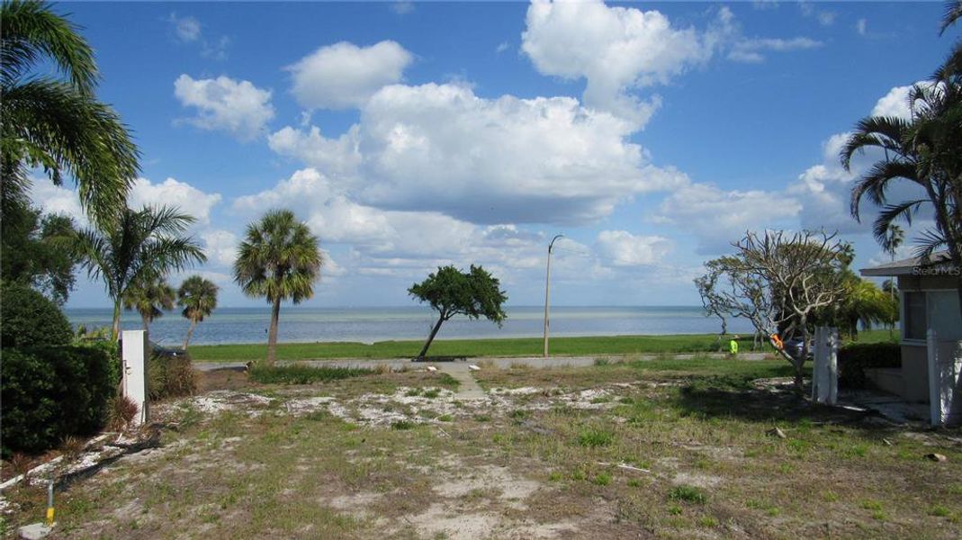 Natural landscape and outdoor views near in St. Petersburg (Image 9). Natural landscape and outdoor views near in St. Petersburg (Image 9).