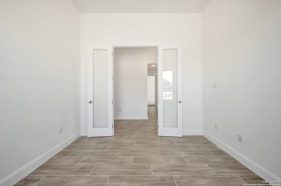 Spacious, unfurnished interior of a new home in Everly Estates, San Antonio (Image 30). Spacious, unfurnished interior of a new home in Everly Estates, San Antonio (Image 30).