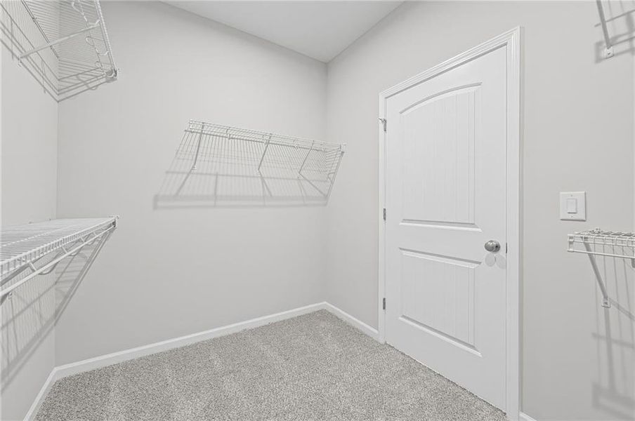 Spacious, unfurnished interior of a new home in Laurel Farms, Dallas (Image 34). Spacious, unfurnished interior of a new home in Laurel Farms, Dallas (Image 34).