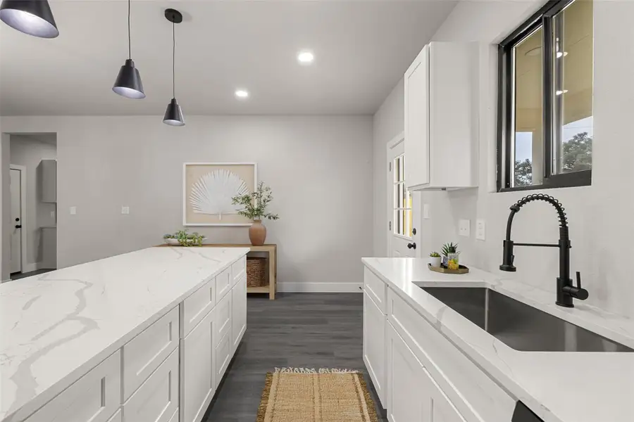 Please note: Photos shown are not of the actual homes but are of the same floorplan. Finishes and features may vary.