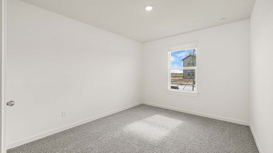 Representative unfurnished interior of a home built from the Denton by D.R. Horton in Holly Ridge, Rosenberg (Image 19).
