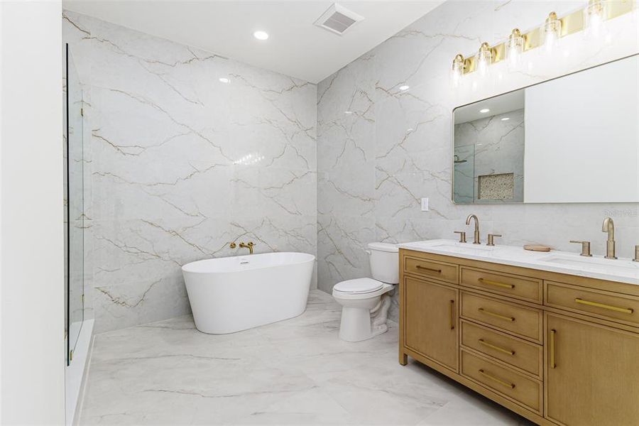 Furnished interior view inside a new home in , Tampa (Image 5).