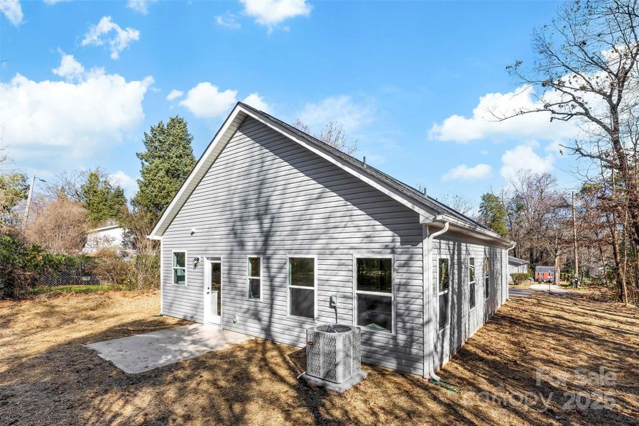 Image 41 of a home in .