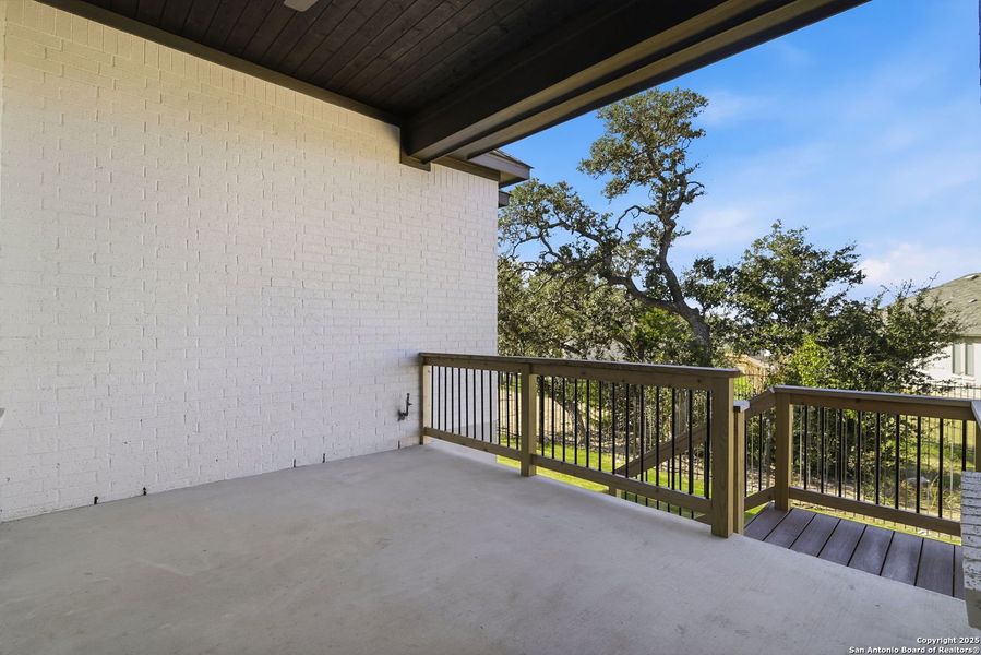Exterior details and patio area of a home in Ventana - 60', Bulverde (Image 3).