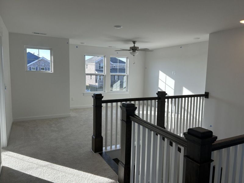 Spacious, unfurnished interior of a new home in Benders Cove, Mount Juliet (Image 13).