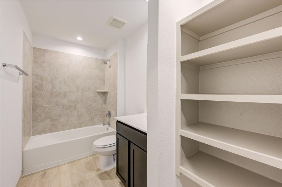 Furnished interior view inside a new home in , Katy (Image 10).