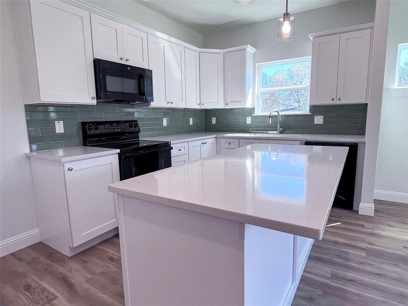 Furnished interior view inside a new home in , Denison (Image 4).