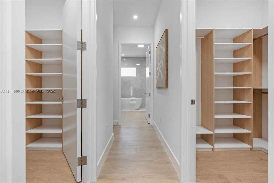 Spacious, unfurnished interior of a new home in , Cutler Bay (Image 22).