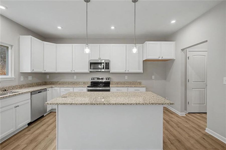 Furnished interior view inside a new home in Crossvine Estates, Braselton (Image 14).