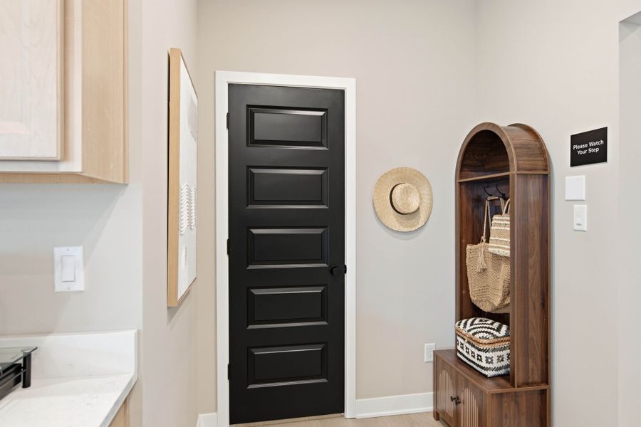 Representative furnished interior of a home built from the Jensen by Fischer Homes in Twin Lakes, Hoschton (Image 32).