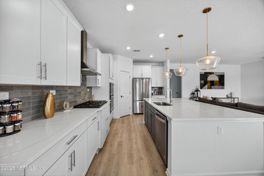 Image 47 of a home in .