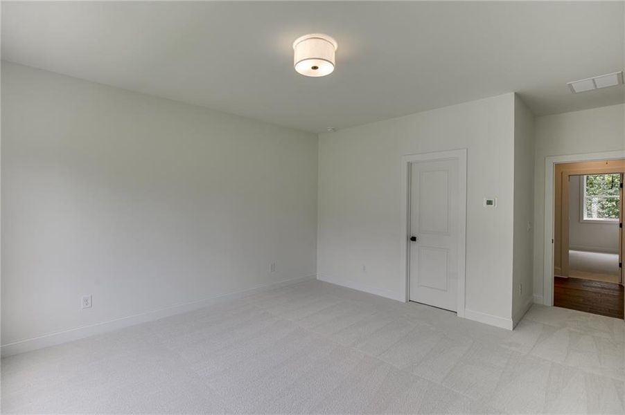 Spacious, unfurnished interior of a new home in , Buford (Image 47).