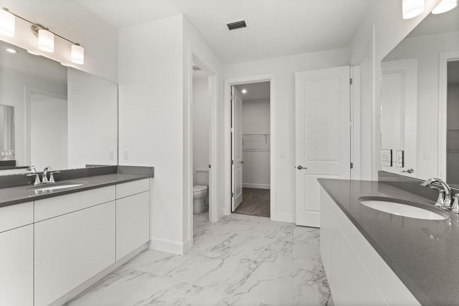 US_SEF_WYNN_LOT 44_owners bath 2