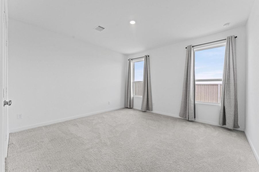 Spacious, unfurnished interior of a new home in The Grand Prairie, Hockley (Image 30).