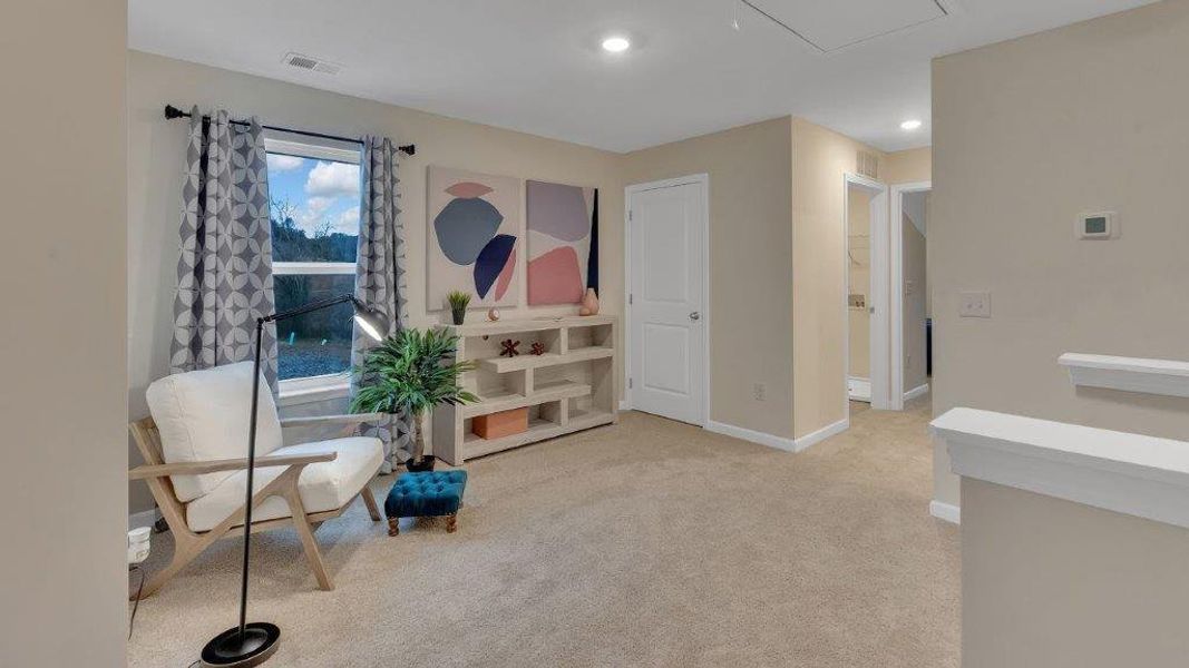 Representative furnished interior of a home built from the Elston by D.R. Horton in Archer's Pointe, Johnson City (Image 20).