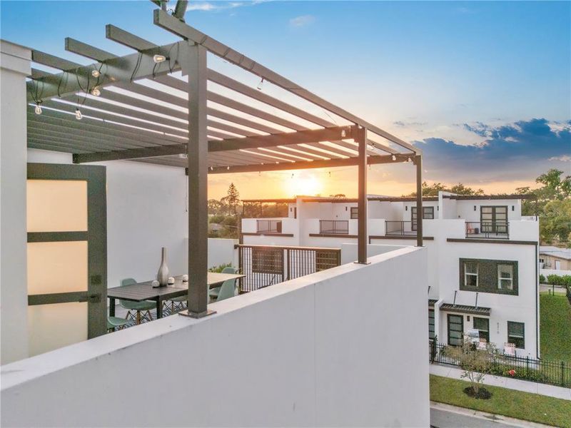 Exterior details and patio area of a home in , Pinellas Park (Image 24).