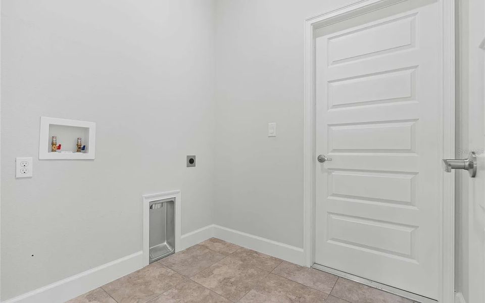 Image 17 of a home in The Preserve at Laurel Lake.