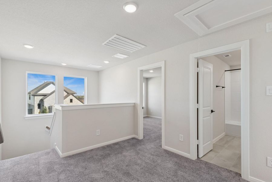 Spacious, unfurnished interior of a new home in Jubilee, Hockley (Image 29).